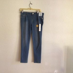 Cat and Jack soft, stretch jegging. Never worn